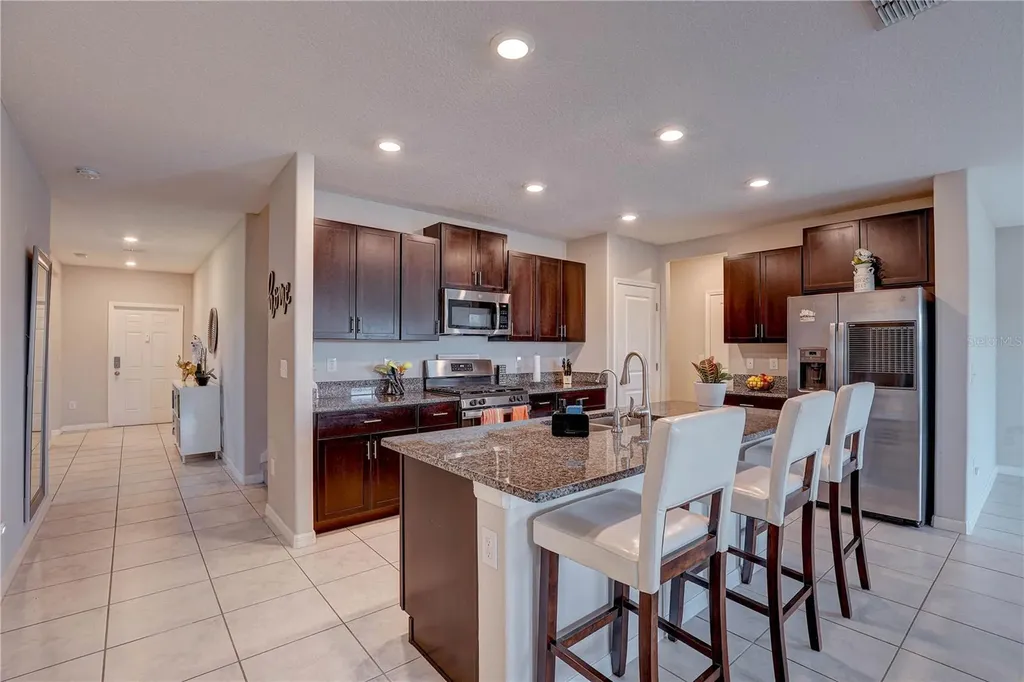 9805 Alysheba Court Sun City Center FL 33573