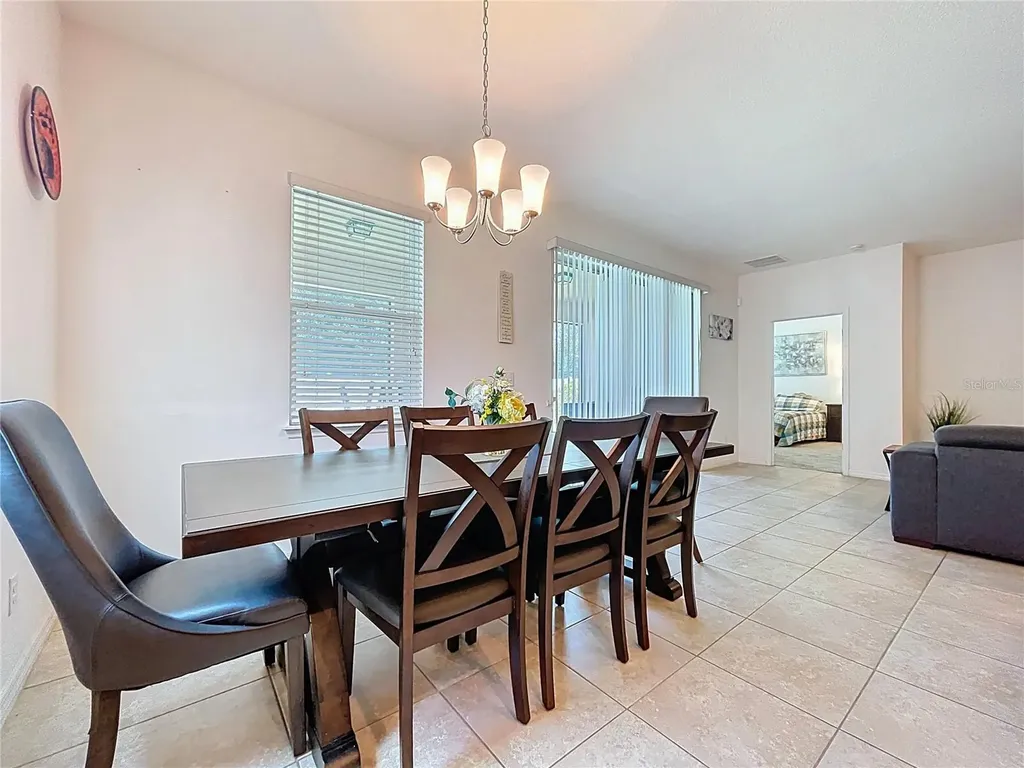 11428 Warren Oaks Place Riverview FL 33578