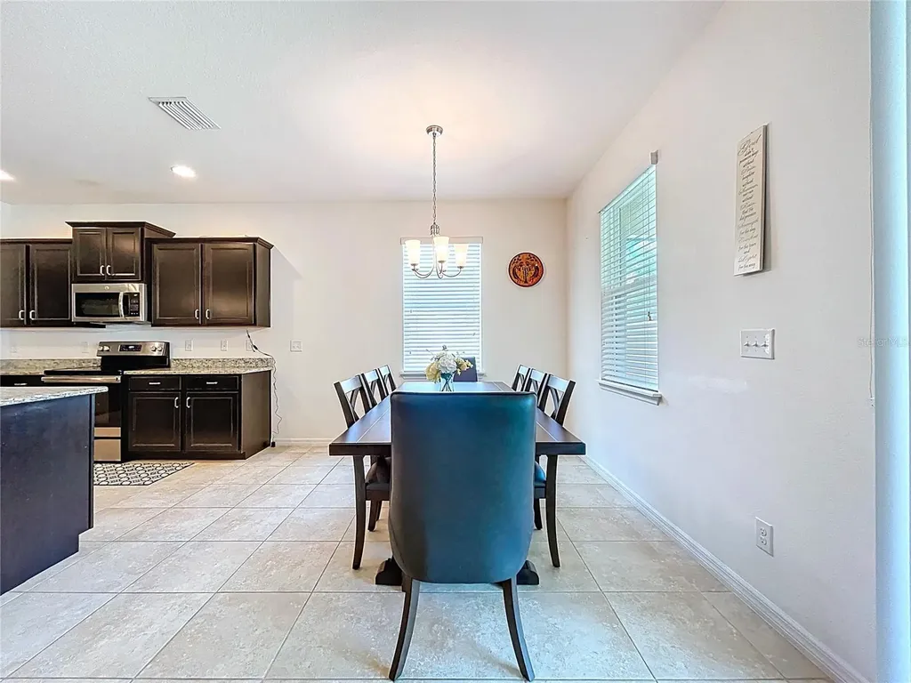 11428 Warren Oaks Place Riverview FL 33578