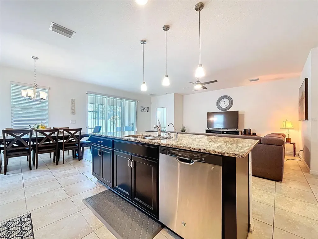 11428 Warren Oaks Place Riverview FL 33578