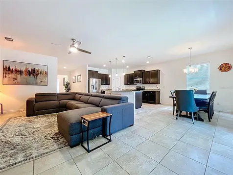 11428 Warren Oaks Place Riverview FL 33578