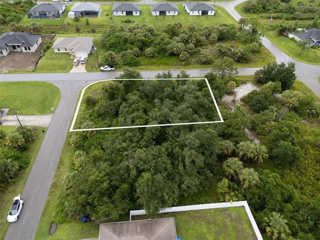 Bronco Lane North Port FL 34287