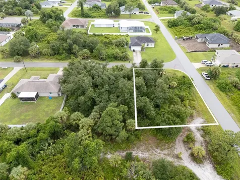 Bronco Lane North Port FL 34287