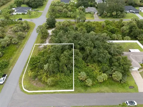 Bronco Lane North Port FL 34287