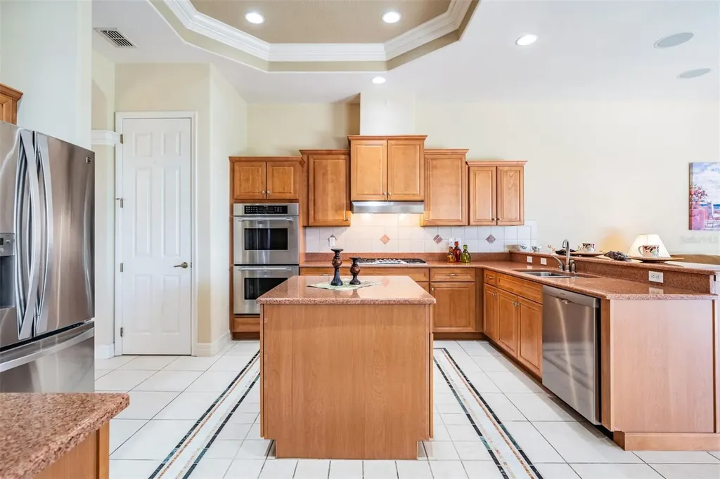 34303 Sahalee Loop Dade City FL 33525