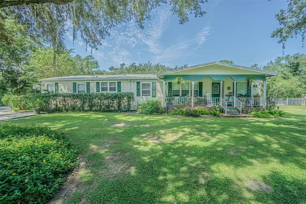 3349 Oakwood Drive Wesley Chapel FL 33543