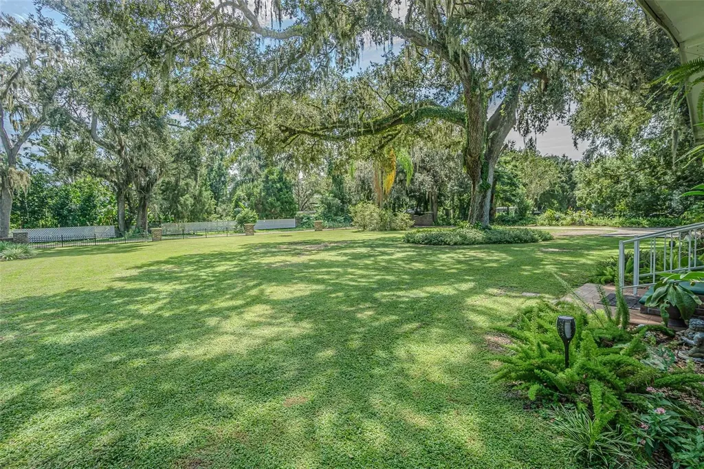 3349 Oakwood Drive Wesley Chapel FL 33543