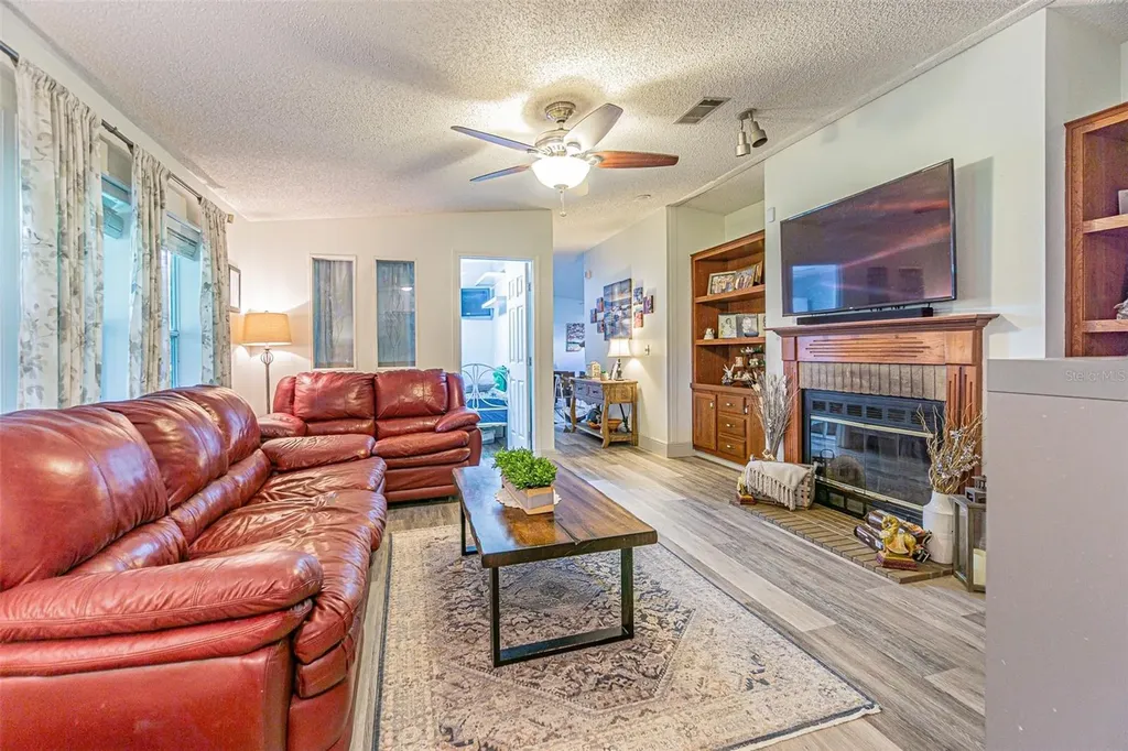 3349 Oakwood Drive Wesley Chapel FL 33543