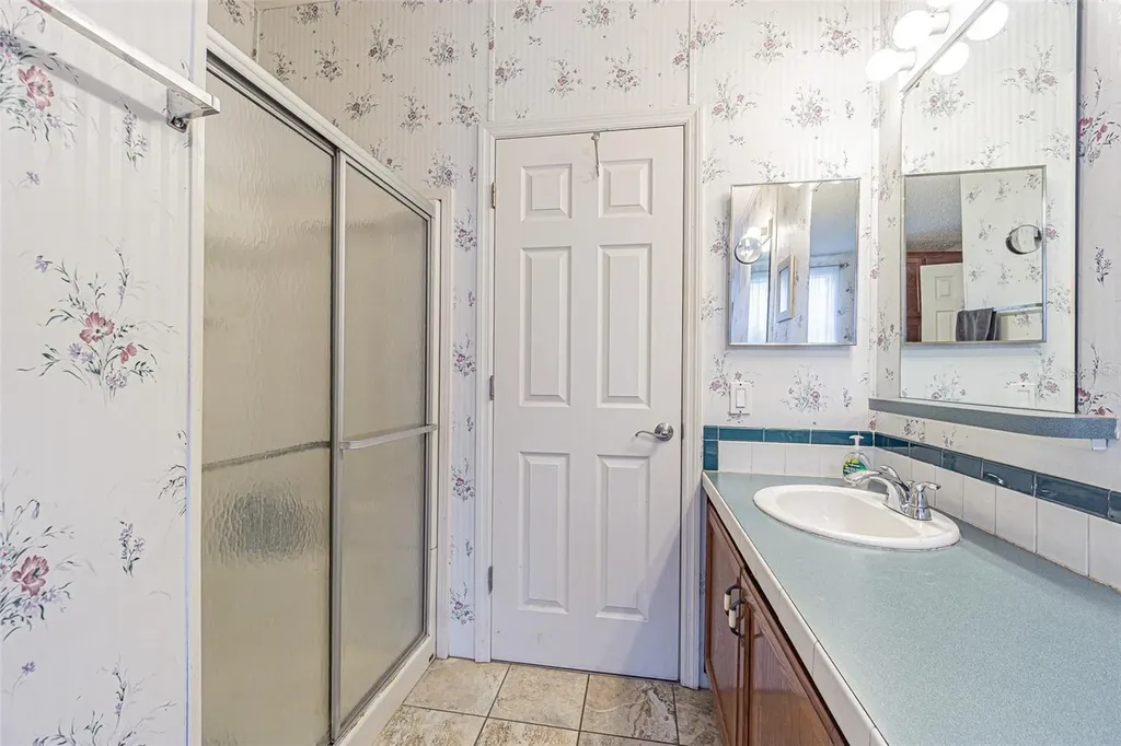 3349 Oakwood Drive Wesley Chapel FL 33543