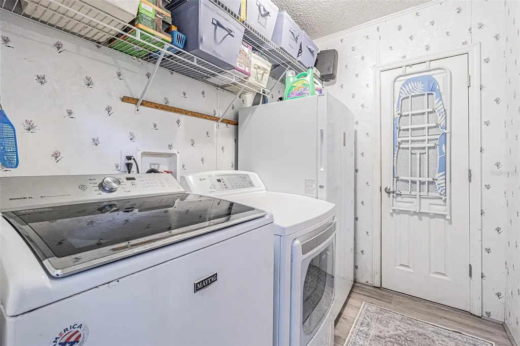 3349 Oakwood Drive Wesley Chapel FL 33543