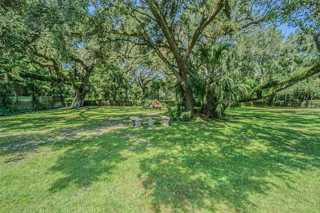3349 Oakwood Drive Wesley Chapel FL 33543