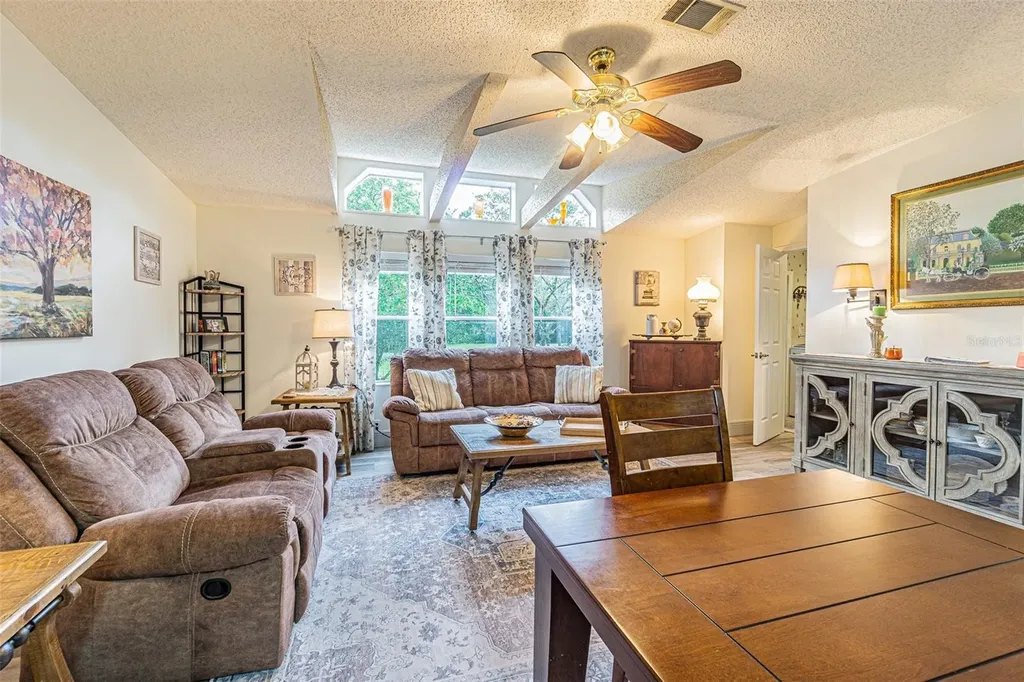 3349 Oakwood Drive Wesley Chapel FL 33543