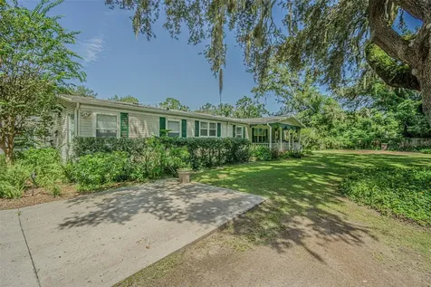3349 Oakwood Drive Wesley Chapel FL 33543