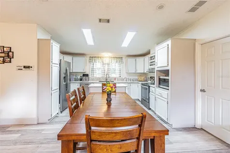 3349 Oakwood Drive Wesley Chapel FL 33543