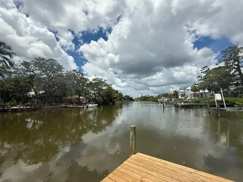1938 High Point Drive Sarasota FL 34236