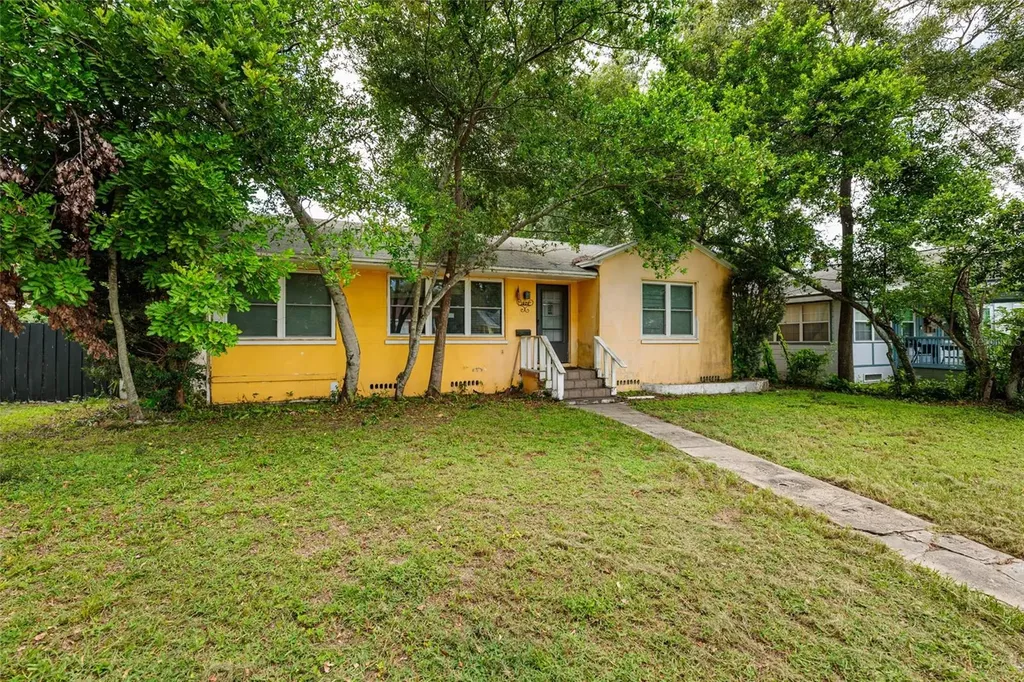 1020 15th Street N St Petersburg FL 33705
