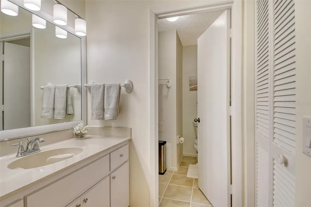 3269 Cross Creek Drive Sarasota FL 34231