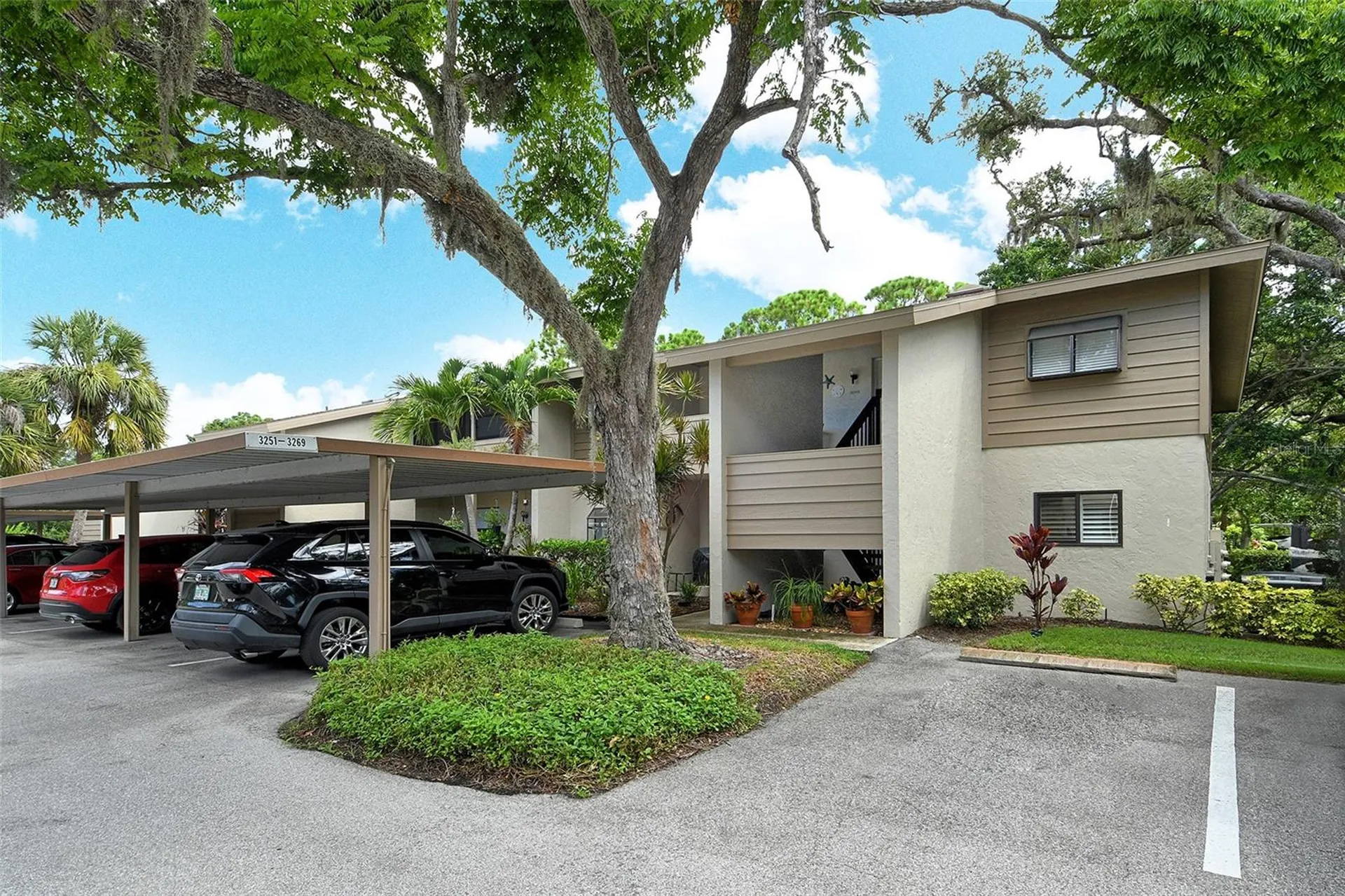 3269 Cross Creek Drive Sarasota FL 34231