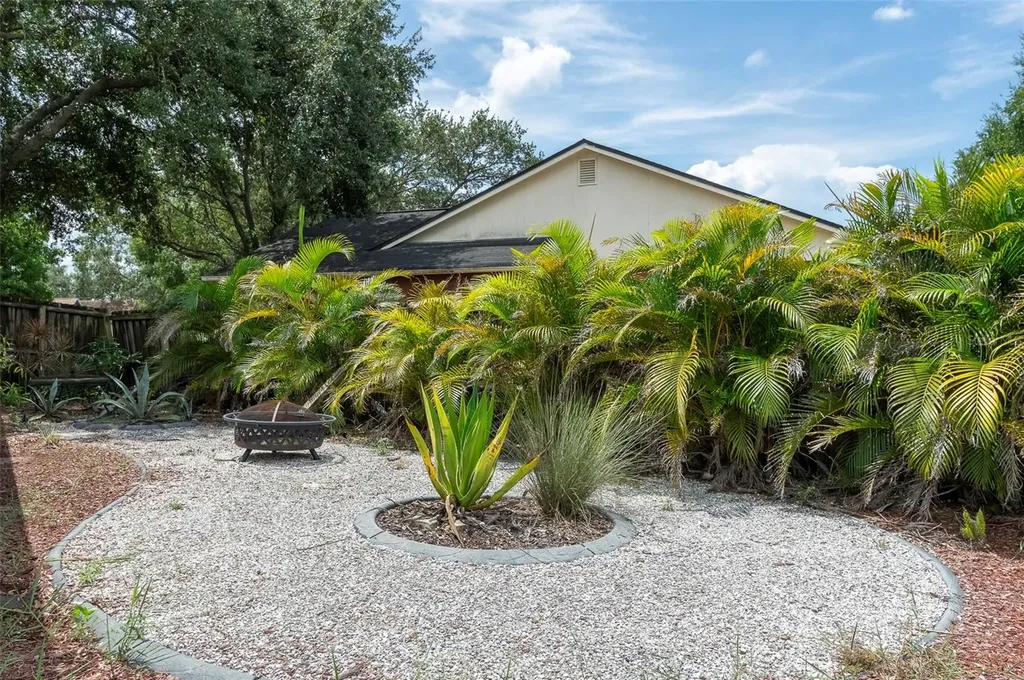 1052 Malletwood Drive Brandon FL 33510