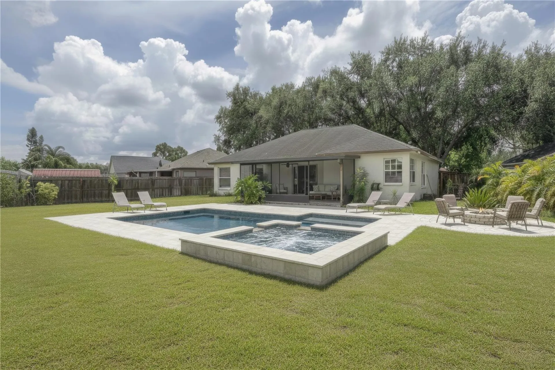1052 Malletwood Drive Brandon FL 33510