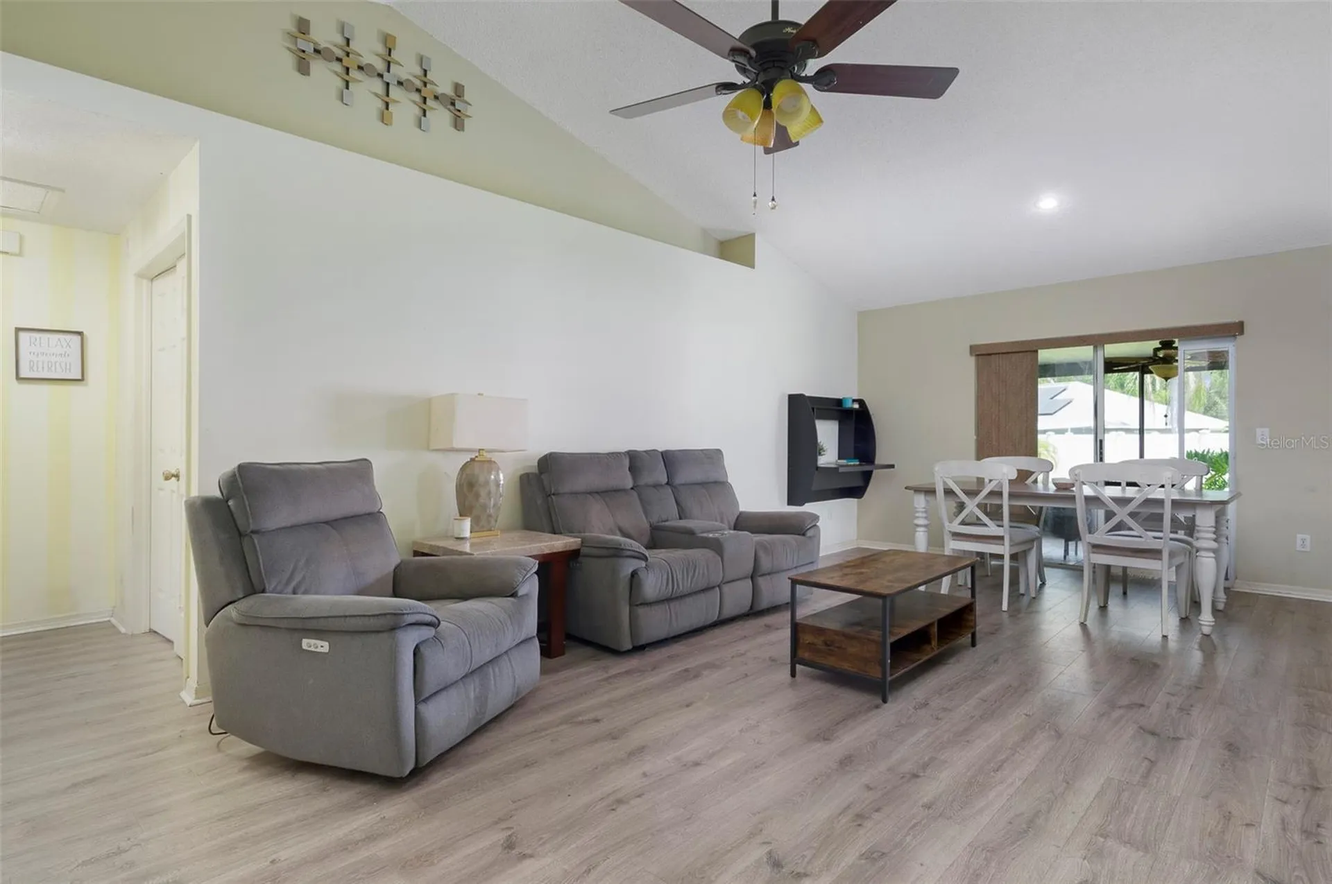 1052 Malletwood Drive Brandon FL 33510