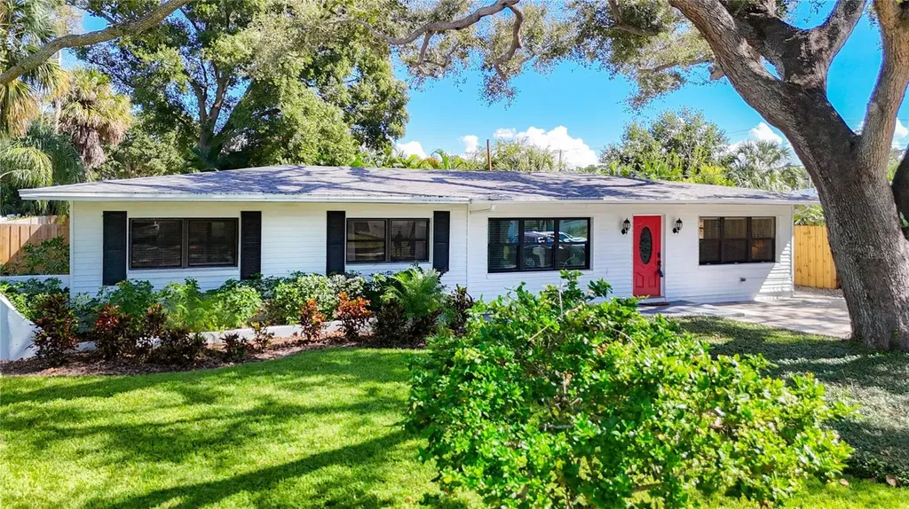4526 S Clark Avenue Tampa FL 33611