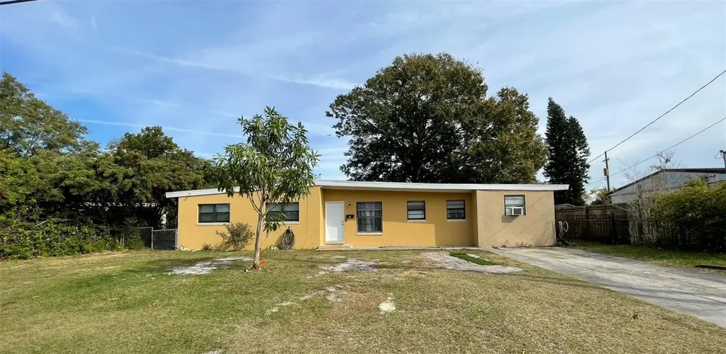 51 N Linden Drive Orlando FL 32807