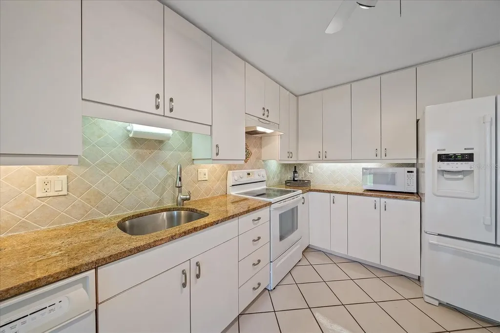 5343 Huntingwood Court Sarasota FL 34235