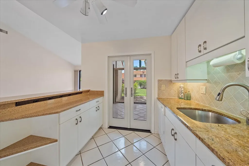 5343 Huntingwood Court Sarasota FL 34235