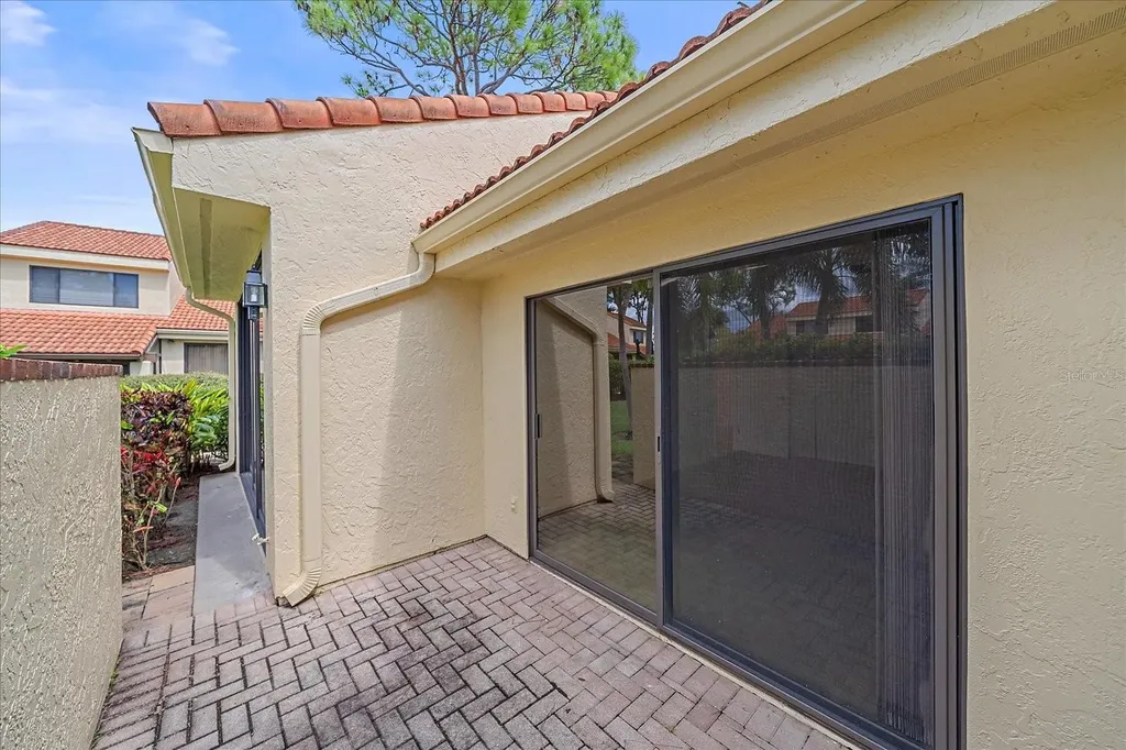 5343 Huntingwood Court Sarasota FL 34235