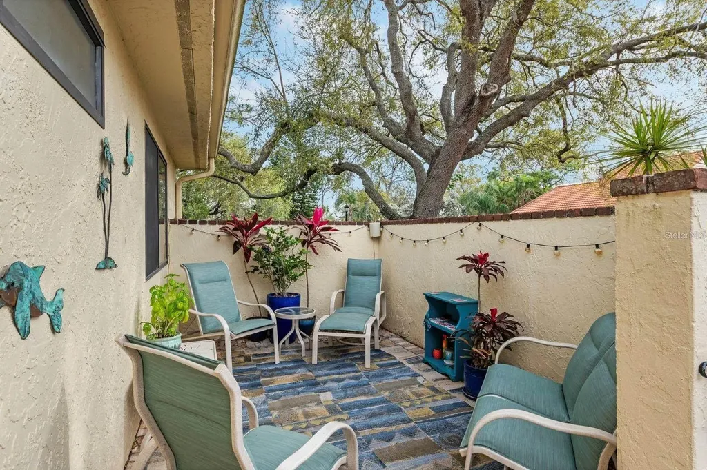 5343 Huntingwood Court Sarasota FL 34235