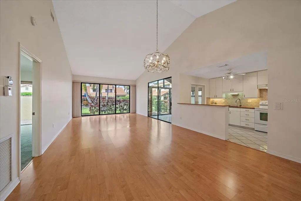 5343 Huntingwood Court Sarasota FL 34235