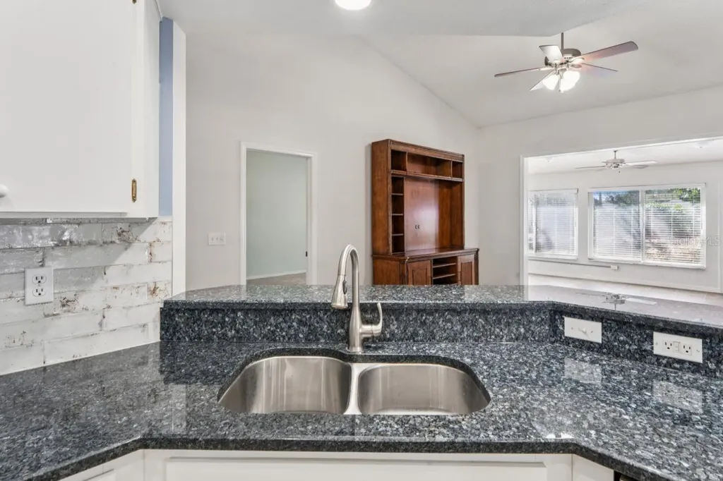 1026 Mcdaniel Street Sun City Center FL 33573