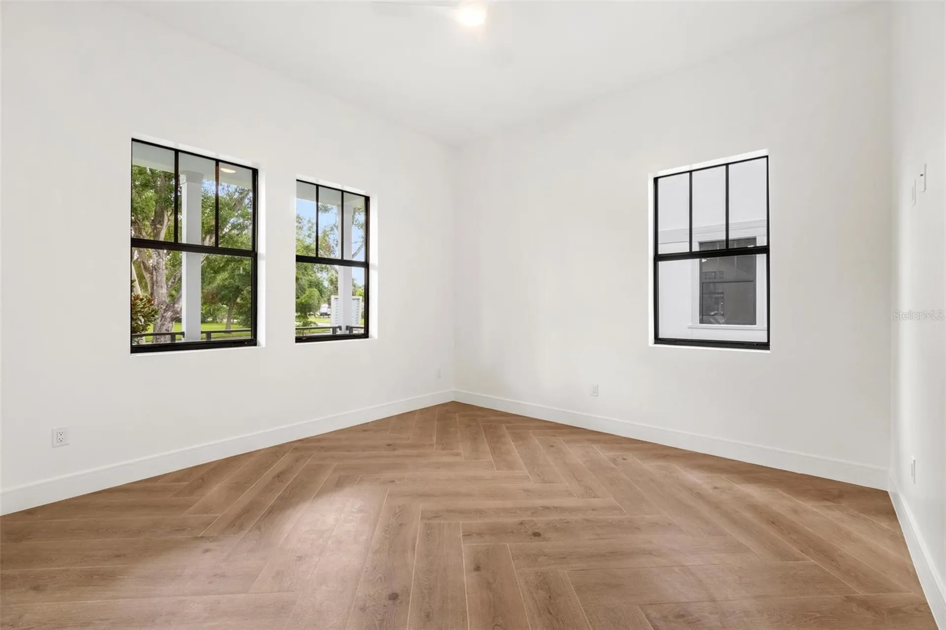 403 Park Boulevard Oldsmar FL 34677