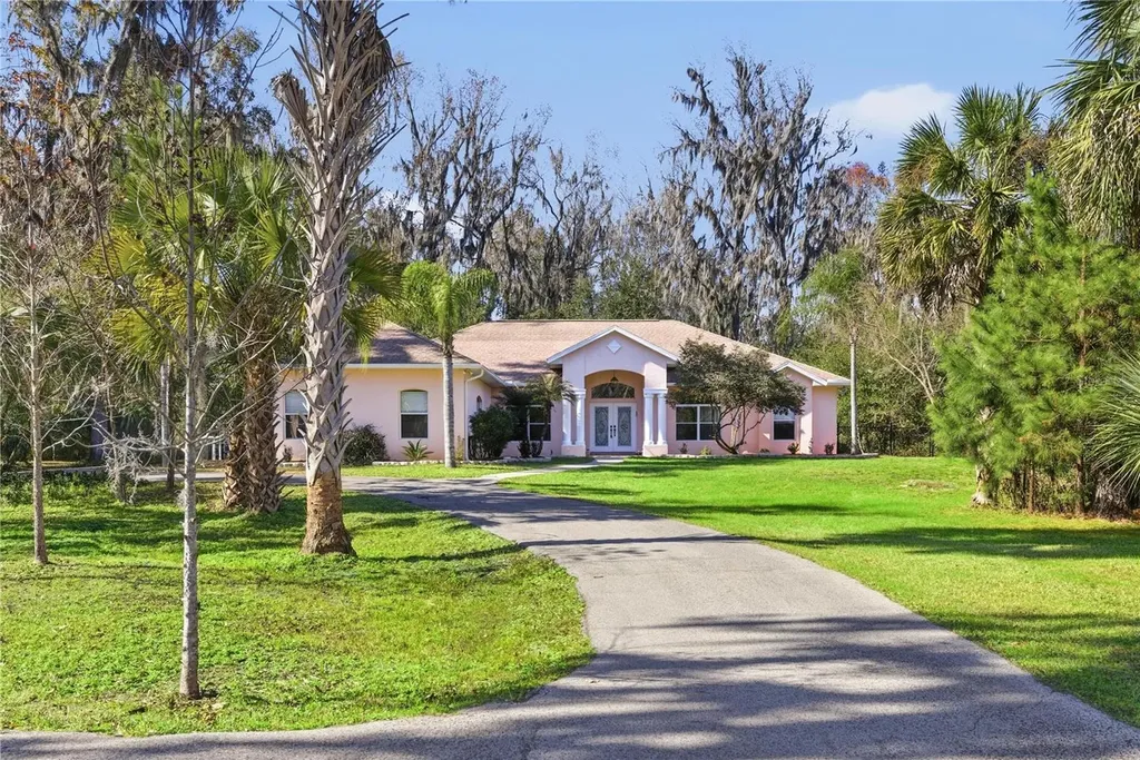 19040 NW 88th Avenue Road Reddick FL 32686