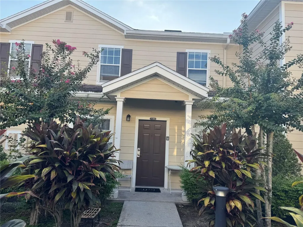 2964 Lucayan Harbour Circle Kissimmee FL 34746
