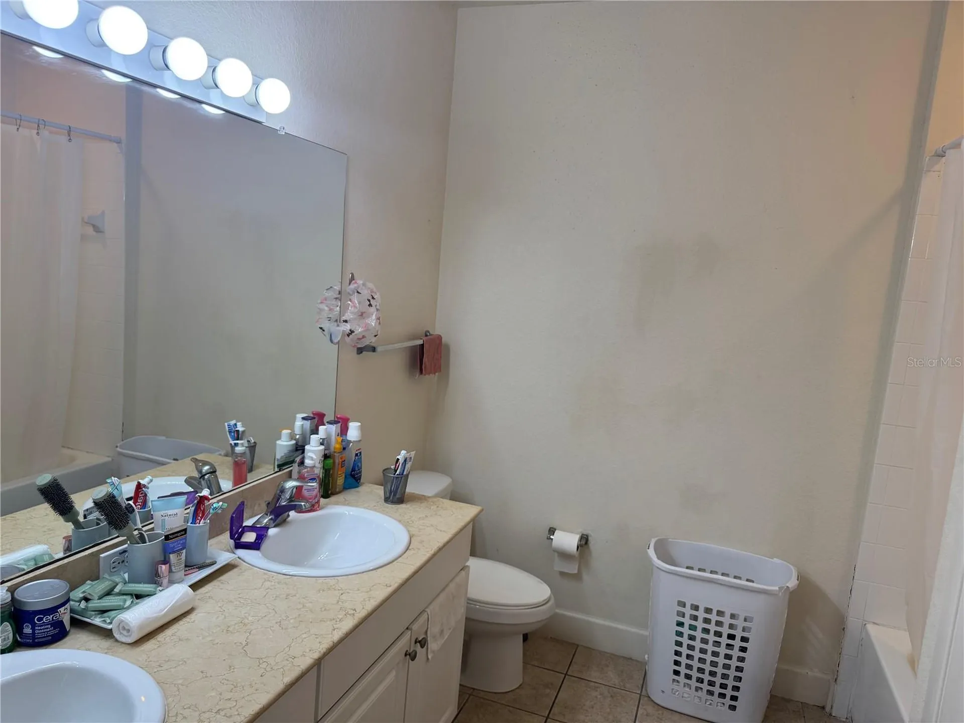 2964 Lucayan Harbour Circle Kissimmee FL 34746