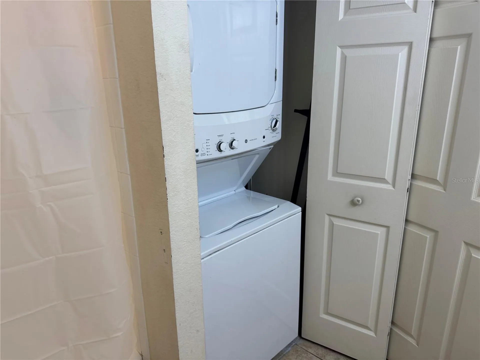 2964 Lucayan Harbour Circle Kissimmee FL 34746