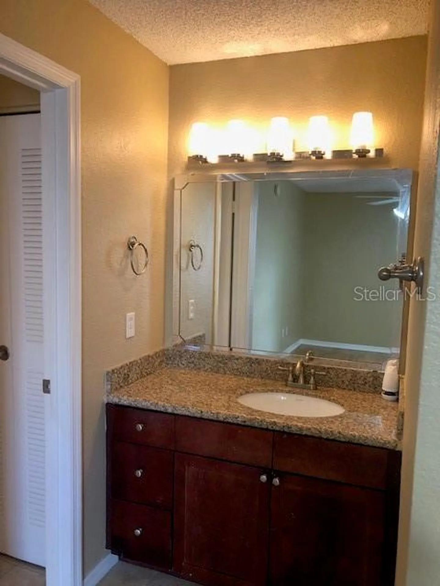 5168 Conroy Road Orlando FL 32811