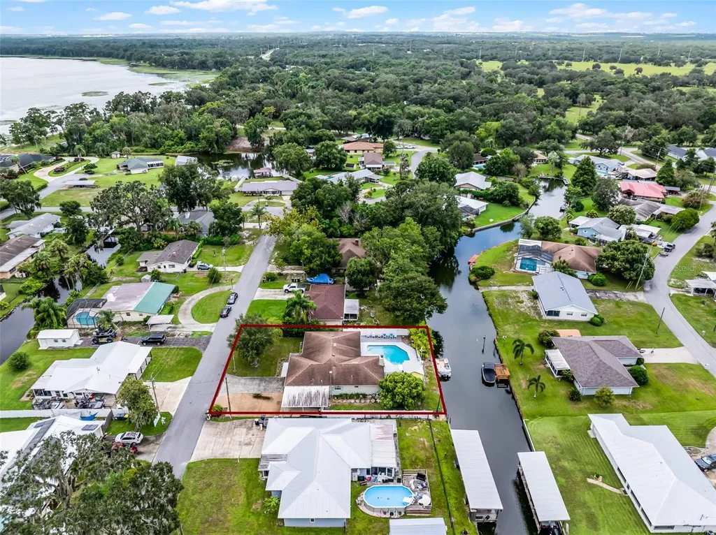 4805 Oak Acres Drive Lake Wales FL 33898