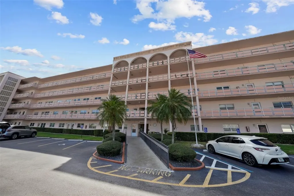 5623 80th Street N St Petersburg FL 33709