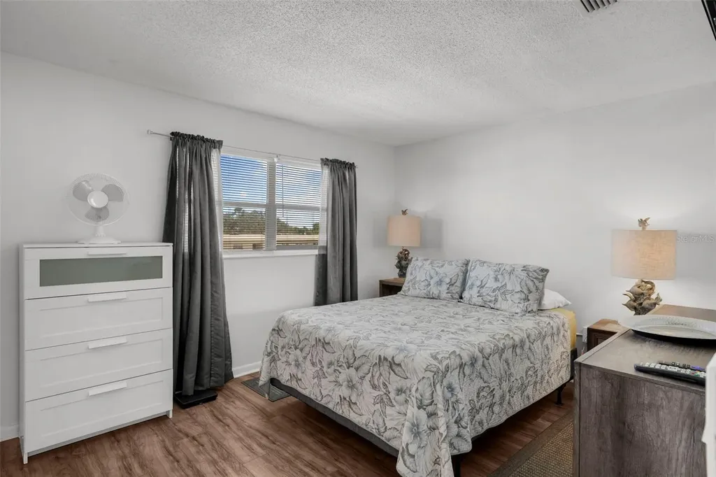 5623 80th Street N St Petersburg FL 33709