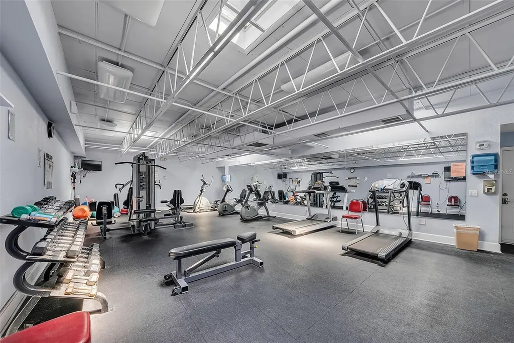 5623 80th Street N St Petersburg FL 33709