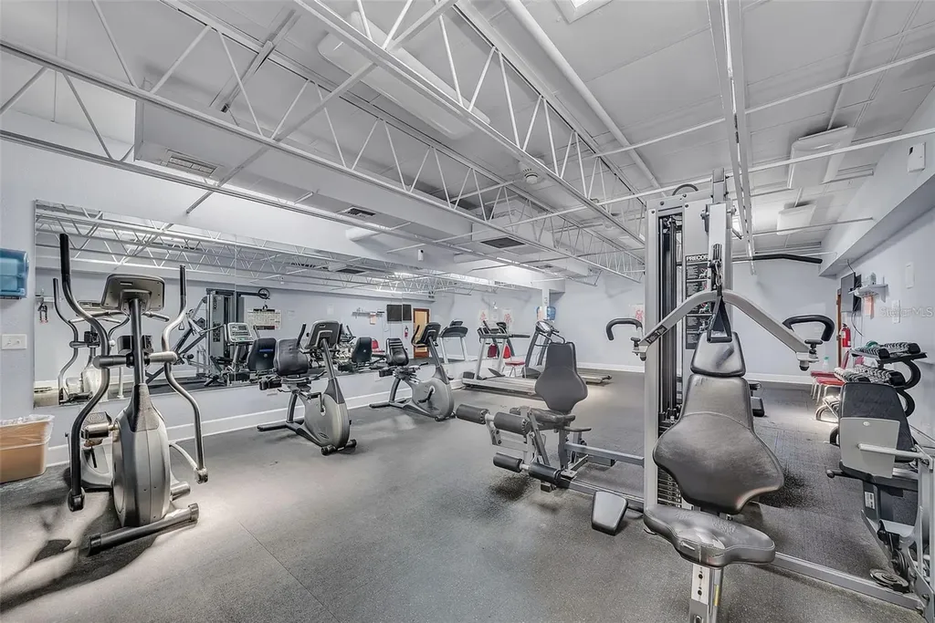 5623 80th Street N St Petersburg FL 33709