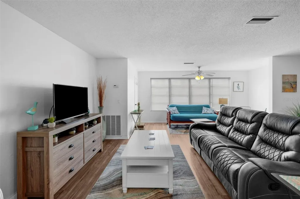 5623 80th Street N St Petersburg FL 33709