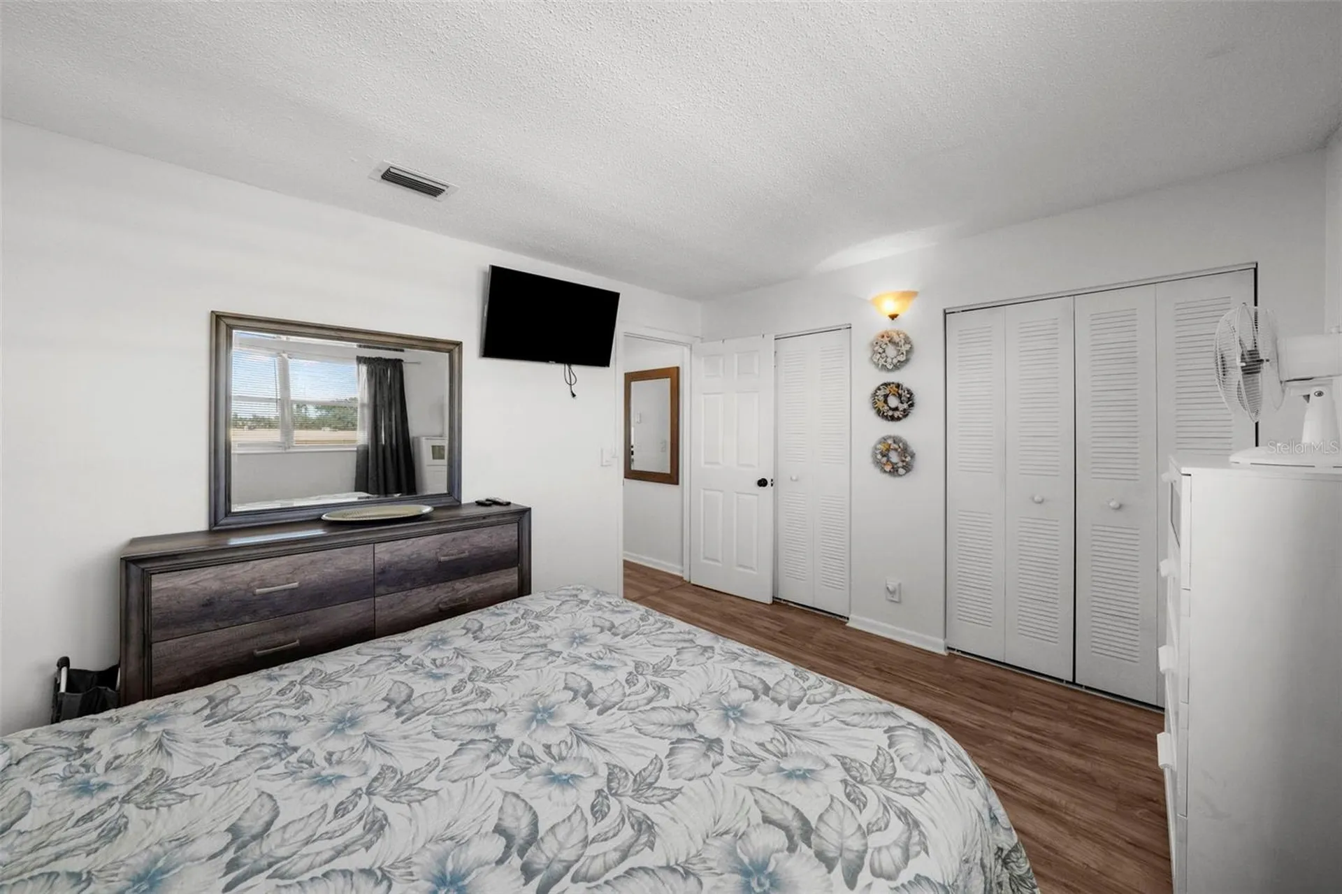 5623 80th Street N St Petersburg FL 33709