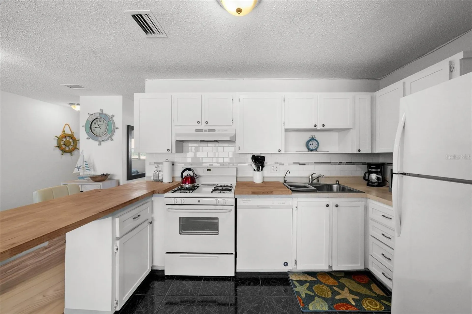 5623 80th Street N St Petersburg FL 33709