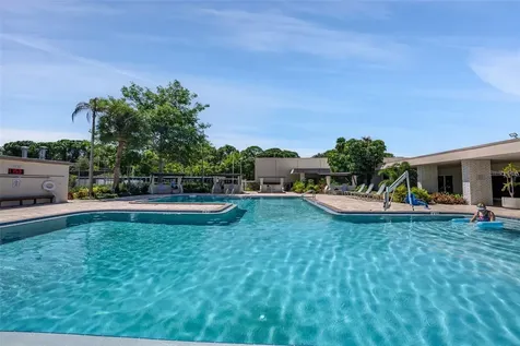 5623 80th Street N St Petersburg FL 33709