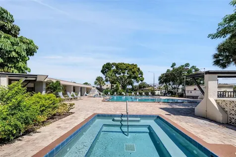 5623 80th Street N St Petersburg FL 33709