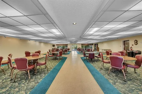 5623 80th Street N St Petersburg FL 33709